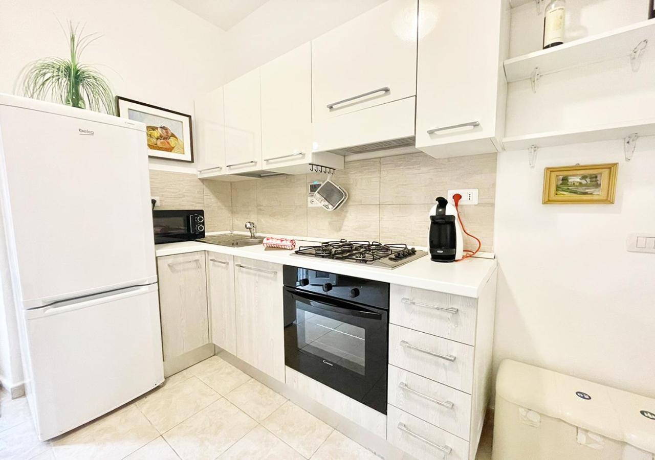 Pgs Immobiliare Srls Residenza Marino Bilocale In Centro Storico La Maddalena Apartment La Maddalena  Ngoại thất bức ảnh