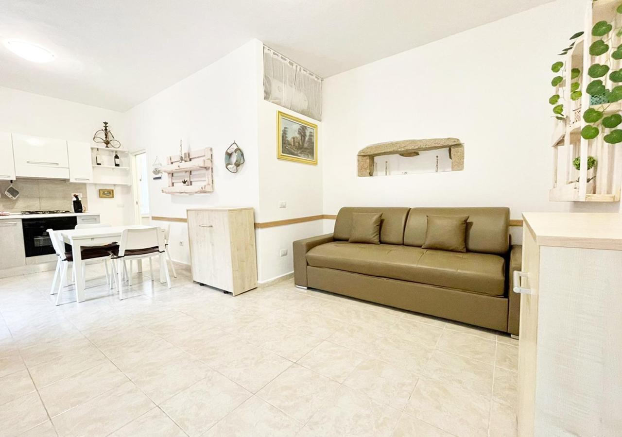 Pgs Immobiliare Srls Residenza Marino Bilocale In Centro Storico La Maddalena Apartment La Maddalena  Ngoại thất bức ảnh
